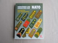 Buch, Uniformen und Abzeichen der Nato