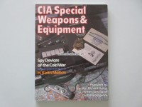 Buch, Weapons & Equipment