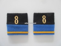 Schulterschlaufen (Achselschlaufen) Paar Offizier Leutnant Bat.8, 2-farbig schwarz-blau