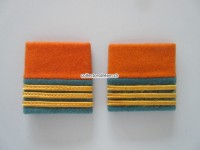 Schulterschlaufen / Patten Paar, Offizier, Hauptmann, 2-farbig, orange-hellgrün