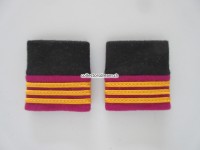 Schulterschlaufen (Achselschlaufen) Paar, Offizier, Hauptmann, 2-farbig, schwarz-weinrot