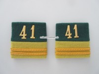 Schulterschlaufen (Achselschlaufen) Paar, Offizier, Oberleutnant, Bat.41, 2-farbig, hellgrün-senfgelb