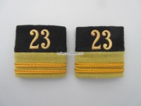 Schulterschlaufen (Achselschlaufen) Paar, Offizier, Oberleutnant, Bat.23, 2-farbig, schwarz-senfgelb
