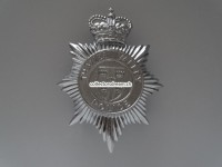 Bobbyhelm Metallabzeichen, British " Thames Valley Police "