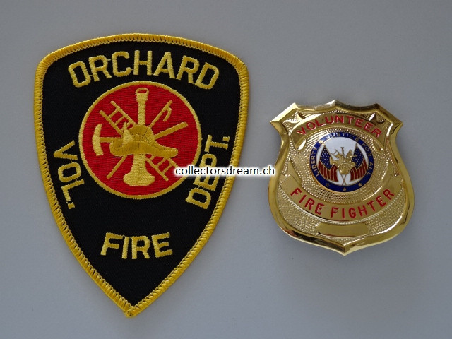 Dienstmarke / Metall Badge Fire Fighter Volunteer
