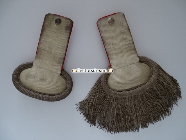 Offiziers Epauletten Paar Hauptmann oder Aidemajor Infanterie Ord. 1852