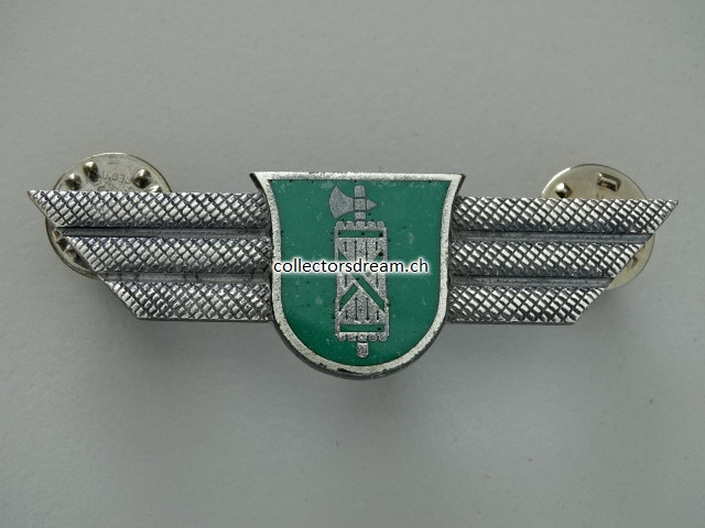 Metall Brustflügel Kapo St. Gallen frühe Variante mit geschweifter Wappenform
