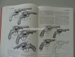 Buch, Revolver und Pistolen, Zhuk/Brukner