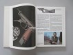 Buch, Colts, Revolver und Pistolen