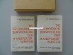 DIE GESCHICHTLICHE ENTWICKLUNG DER HANDFEUER-WAFFEN, M. Thierbach
