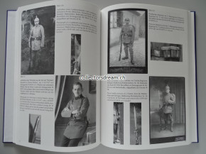 Deutsche Uniformen und Seitengewehre - German Uniforms and Bayonets 1841 - 1945