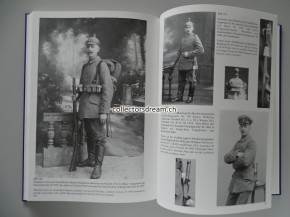 Deutsche Uniformen und Seitengewehre - German Uniforms and Bayonets 1841 - 1945