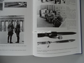 Deutsche Uniformen und Seitengewehre - German Uniforms and Bayonets 1841 - 1945