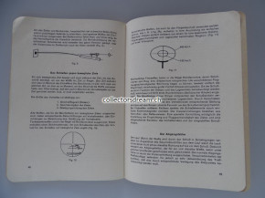 Reglement/Anleitung Vorschriften für den Waffenmechanikerdienst an Handfeuer- und Automatwaffen. I. Teil & II. Teil / 1954