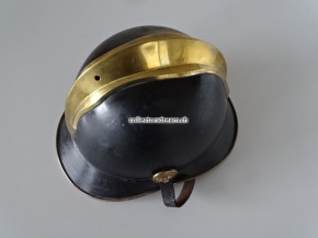 Feuerwehrhelm mit langem Messingkamm ca. 1920/30-er Jahre