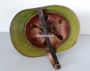 Feuerwehr Metallhelm mit Messingkamm