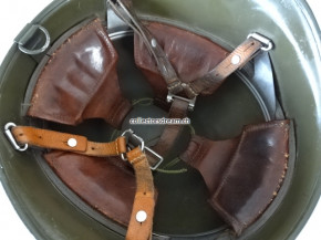 Stahlhelm, Schweizer Armee, Model 71/90, mit Tragering für Kampftenue 90 Grösse 59-61