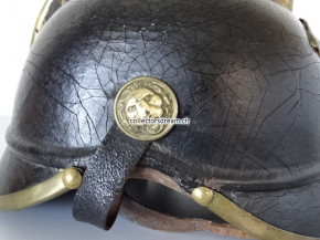 Antiker Feuerwehrhelm aus Leder, wohl Bern um 1880/1900
