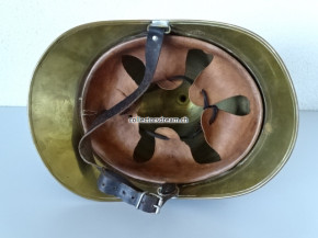 Feuerwehrhelm aus Messing ca. 1920/30-er Jahre