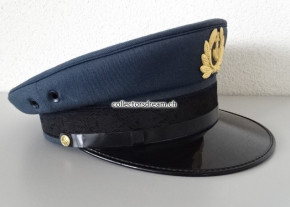 Schiffahrts Mütze verwendet auf einem Schweizer See