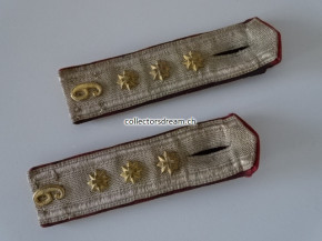 Offiziers Tschako / Käppi Hauptmann Ord. 1898 Infanterie Bat. 6 Landsturm Ct. Vaud / Kt. Waadt inklusive Schulterklappen