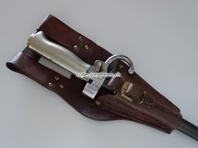 Antikes Bajonett zu Lebel Gewehr Model 1886 Frankreich, inkl. orig. Ledertragefrosch