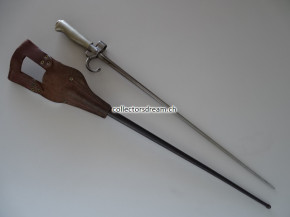 Antikes Bajonett zu Lebel Gewehr Model 1886 Frankreich, inkl. orig. Ledertragefrosch