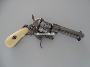 Antiker Stiftzünder Revolver System Lefaucheux um 1860/65 "Lepage Frères a Paris"