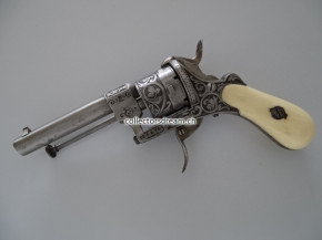 Antiker Stiftzünder Revolver System Lefaucheux um 1860/65 "Lepage Frères a Paris"