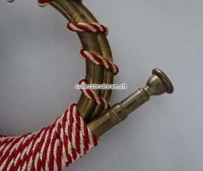 Gotthard Posthorn Model 1831 mit rot-weisser Kordel
